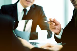 調査体制とライセンス